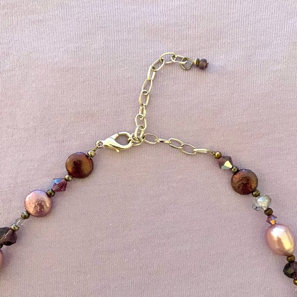 Shades of Lavender Beaded Necklace w/Silvertoned Clasp ~ Extends from 15” to 19” - Picture 8 of 9